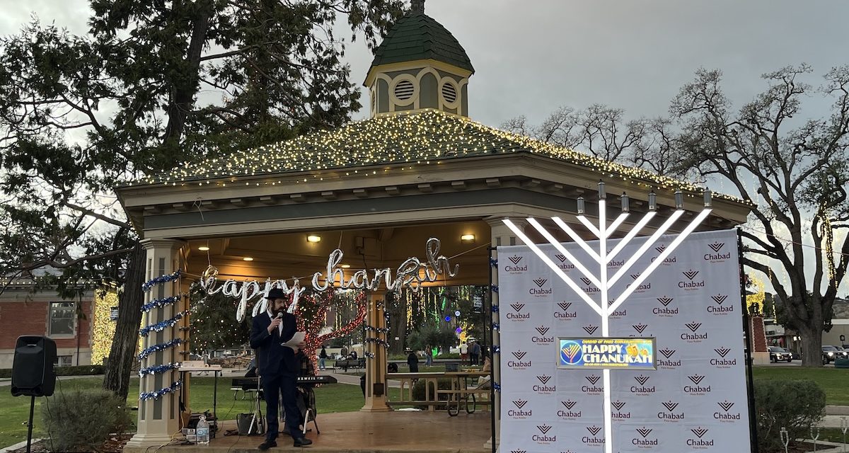 North County community gathers for third annual Menorah Lighting at Paso City Park