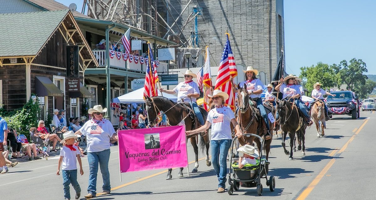 Small-town spirit shines bright at Independence Day parade