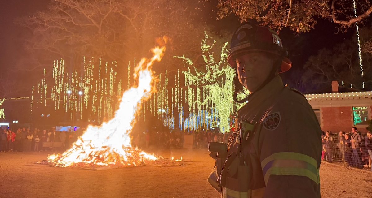 Thousands gather in Paso Robles for Third Annual New Year’s Eve Bonfire