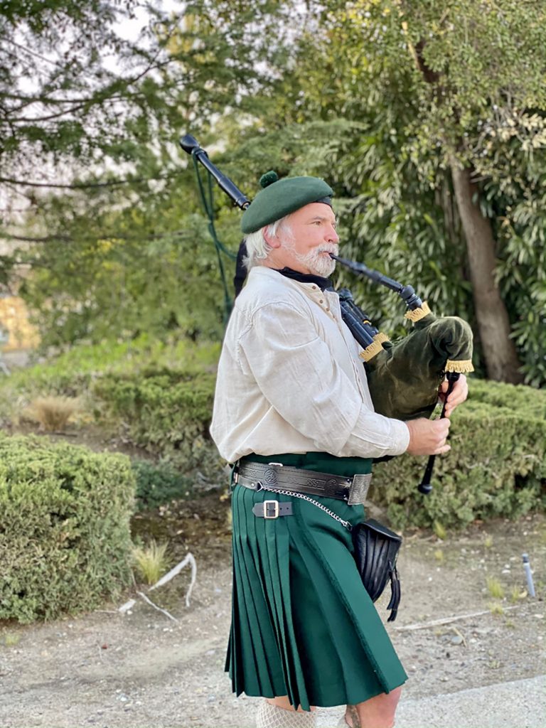 Bagpipes in Paso Robles 3