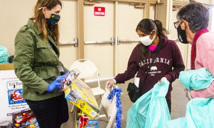 Day of Giving Delivers Holiday Cheer During a Rough Year
