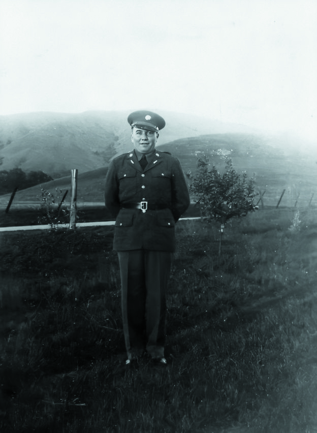 Henry Barba in uniform restored8244 1