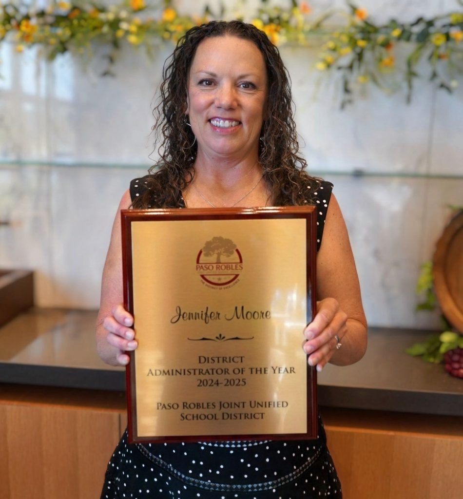 PRJUSD honors 2025 Employees of the Year Jennifer Moore