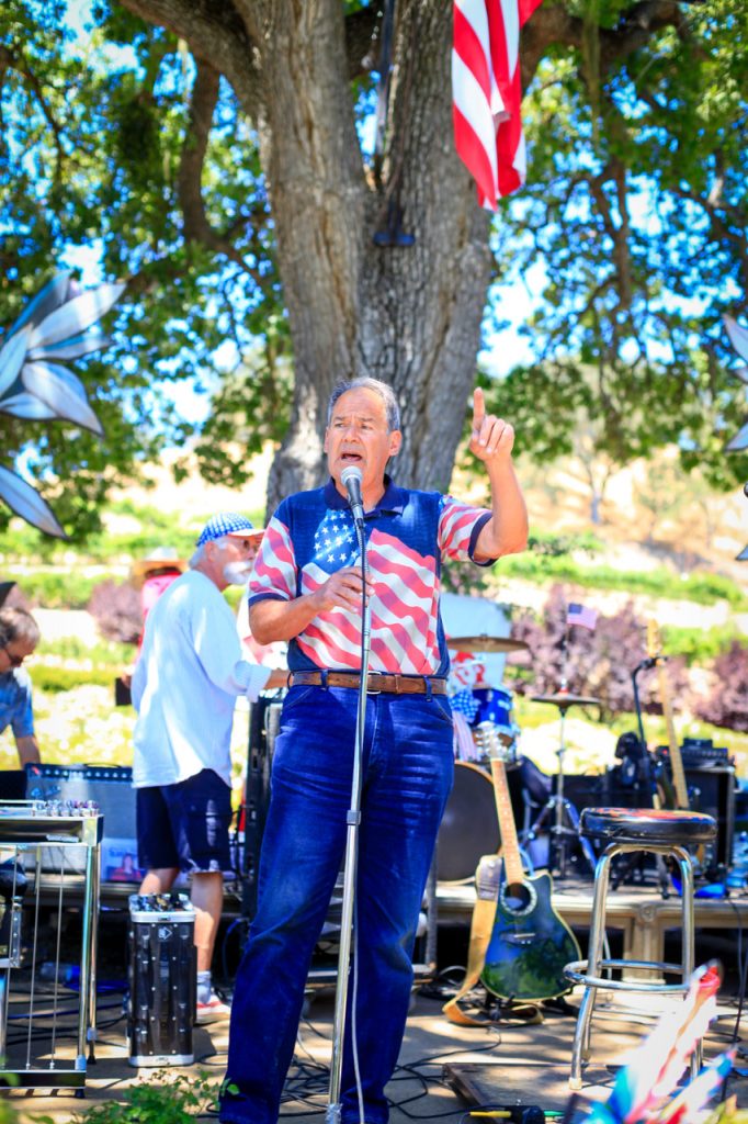 Warren Frankel Sculpterra Winery 4th of July American Flag