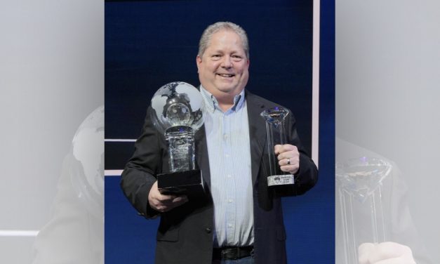Local RE/MAX Agent earns prestigious Circle of Legends Award